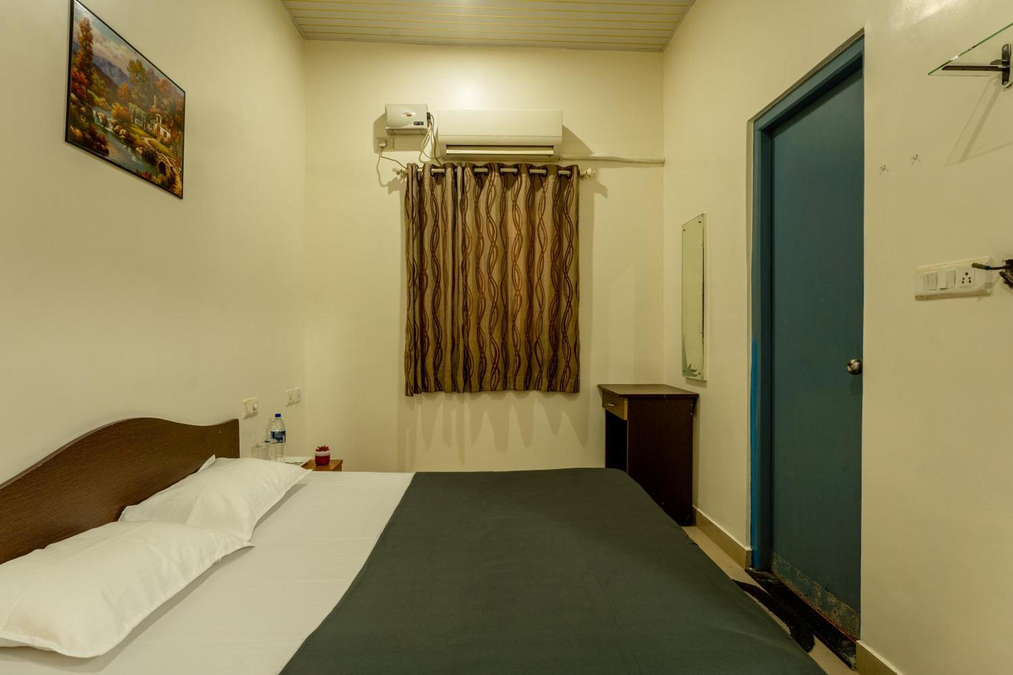 Gomes Pousada Guesthouse Old Goa Exteriör bild