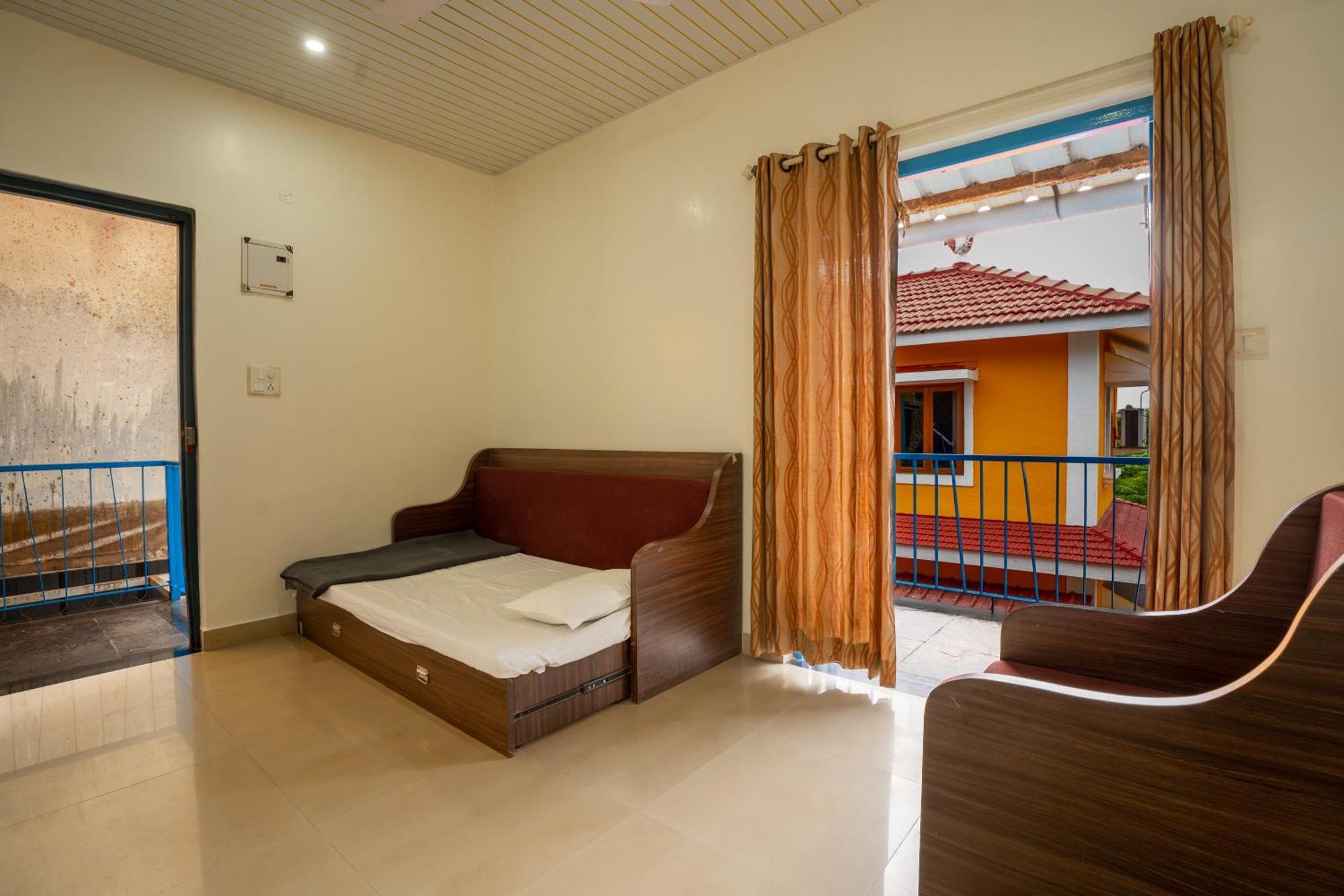 Gomes Pousada Guesthouse Old Goa Exteriör bild